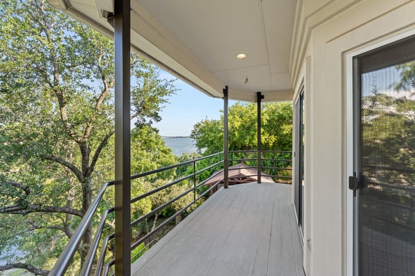 15747 Booth Circle, Volente, TX