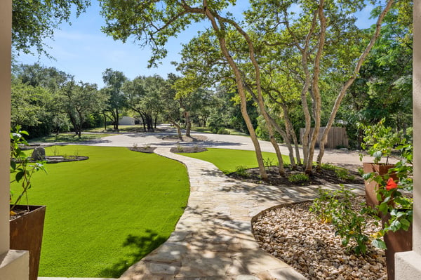 15747 Booth Circle, Volente, TX