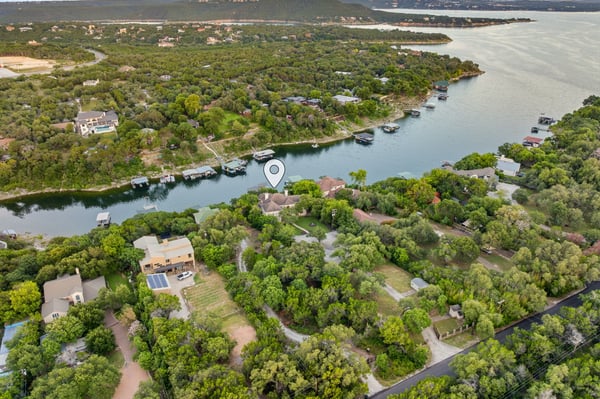 15747 Booth Circle, Volente, TX