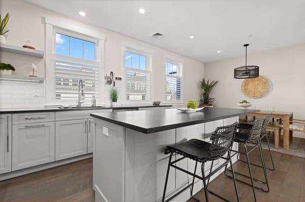 25 Little Bay Drive, Dover, NH