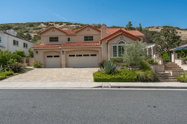 2225 Kirsten Lee Dr, Westlake Village, CA