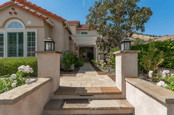 2225 Kirsten Lee Dr, Westlake Village, CA