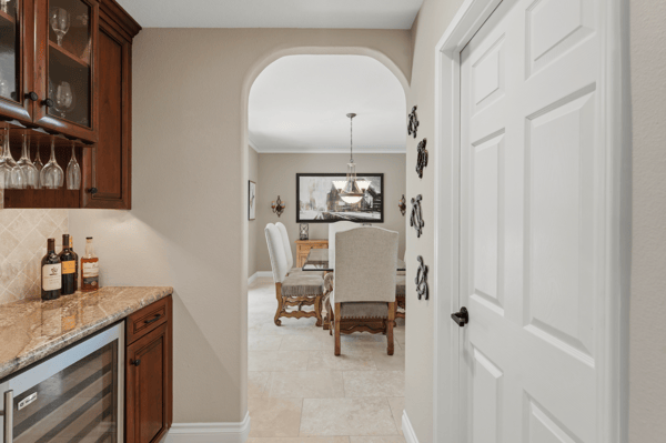2225 Kirsten Lee Dr, Westlake Village, CA