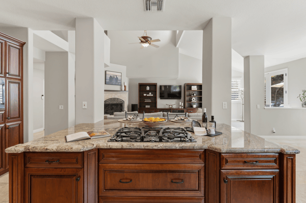 2225 Kirsten Lee Dr, Westlake Village, CA