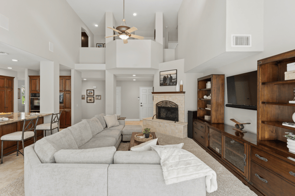 2225 Kirsten Lee Dr, Westlake Village, CA