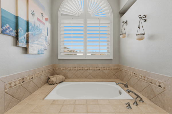 2225 Kirsten Lee Dr, Westlake Village, CA