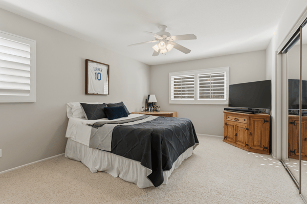 2225 Kirsten Lee Dr, Westlake Village, CA