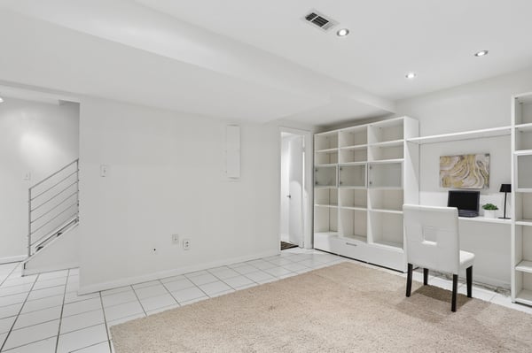 109 King Henry Ct, Alexandria, VA