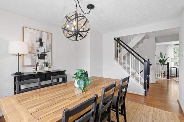 6033 Hydrangea Dr, Alexandria, VA
