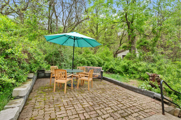 5946 Poketa Road, Verona, PA