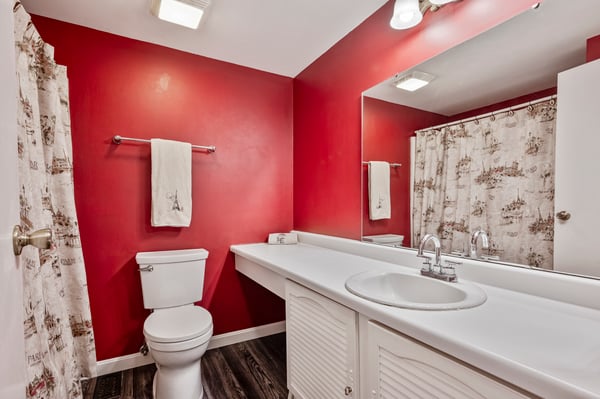 1 Pearl Avenue, Ross Township, PA