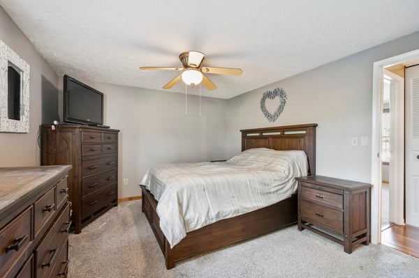 1 Pearl Avenue, Ross Township, PA