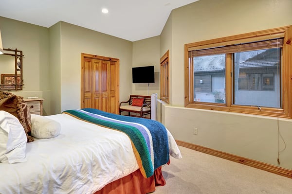 254 Arrowhead Drive, B, Edwards, CO