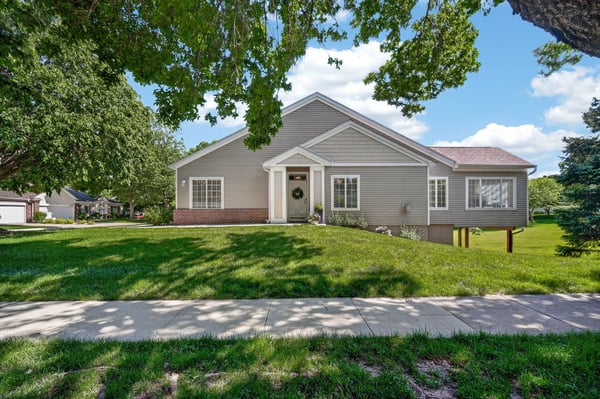 7730 Wistful Vista Dr., 401, West Des Moines, IA
