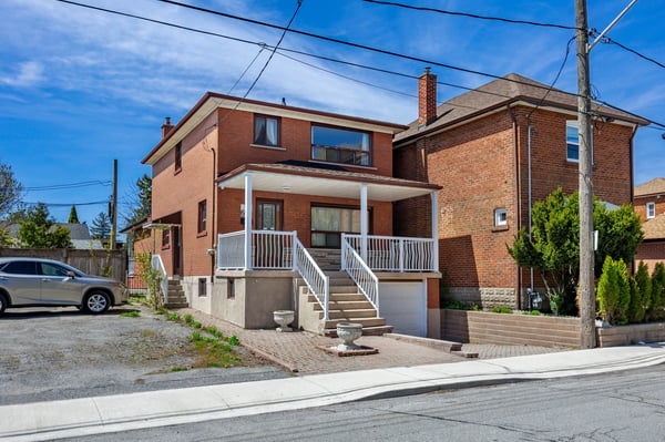 696 Winona Dr, York, ON