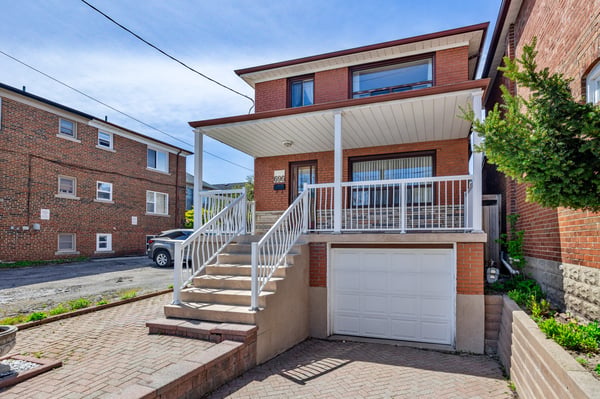 696 Winona Dr, York, ON