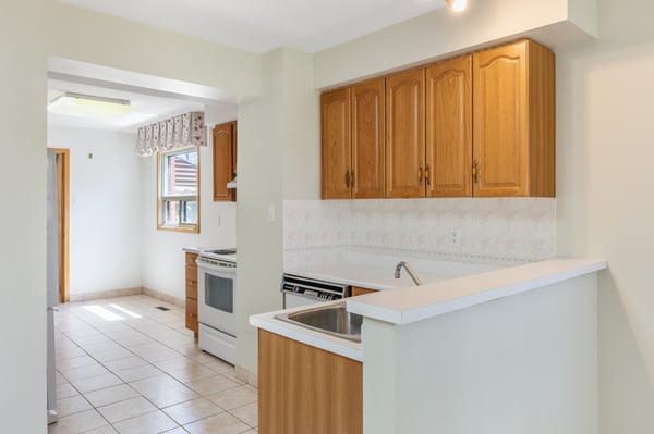 696 Winona Dr, York, ON