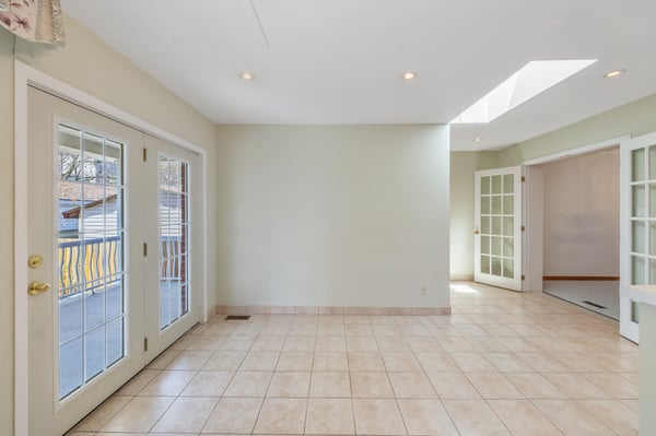 696 Winona Dr, York, ON