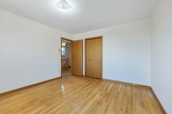 696 Winona Dr, York, ON