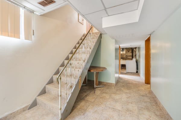 696 Winona Dr, York, ON