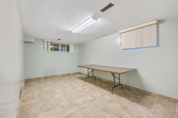 696 Winona Dr, York, ON
