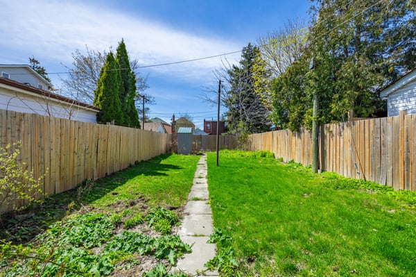696 Winona Dr, York, ON