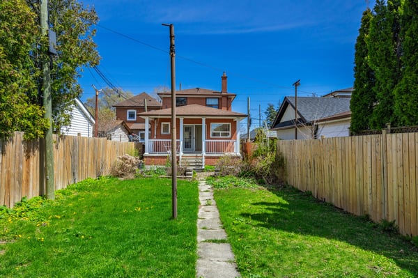 696 Winona Dr, York, ON