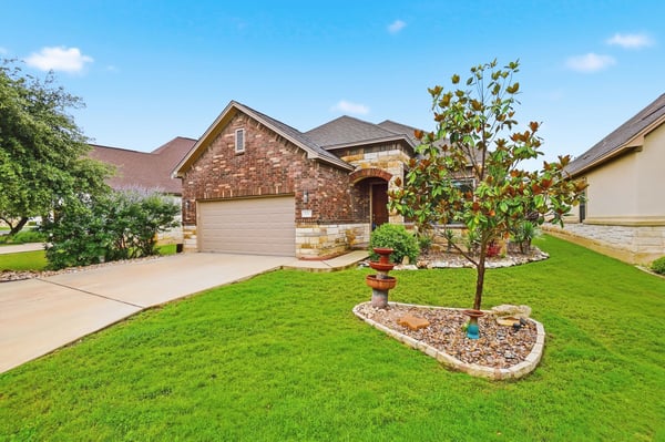636 Carriage House, Spring Branch, TX