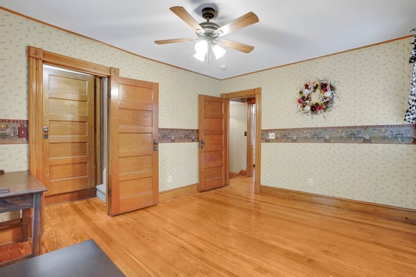 224 College Highway, Southampton, MA