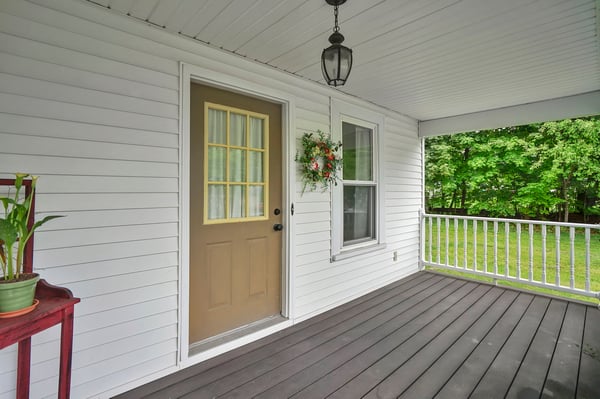 224 College Highway, Southampton, MA