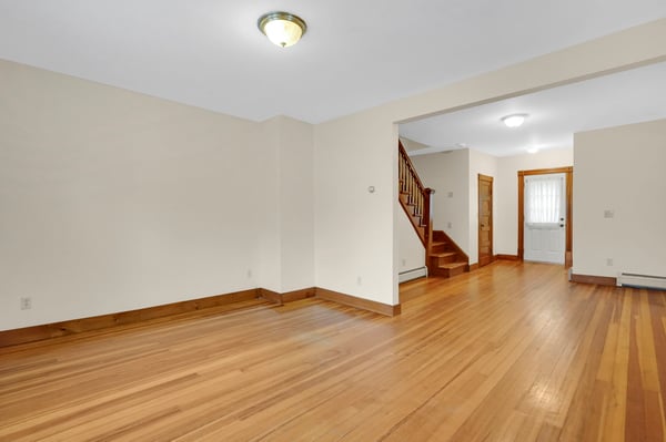 224 College Highway, Southampton, MA