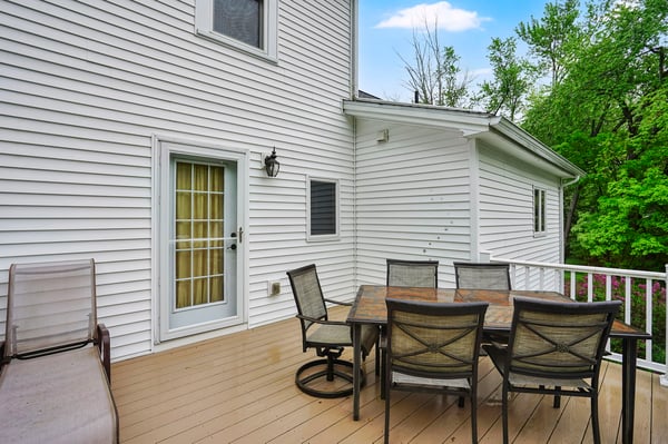 224 College Highway, Southampton, MA