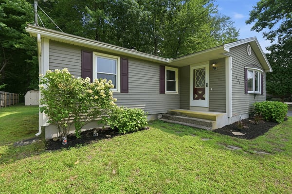 223 Garnet St, Springfield, MA