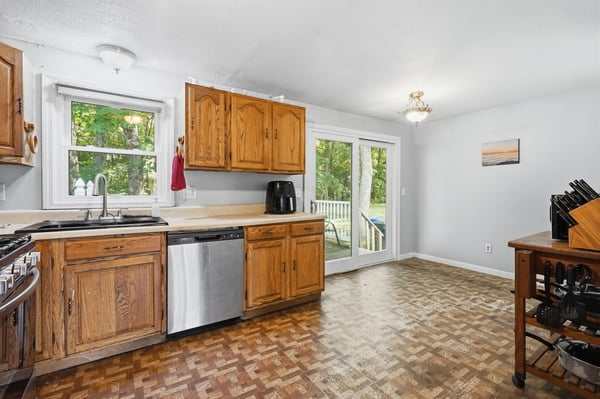 223 Garnet St, Springfield, MA