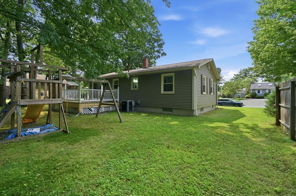 223 Garnet St, Springfield, MA
