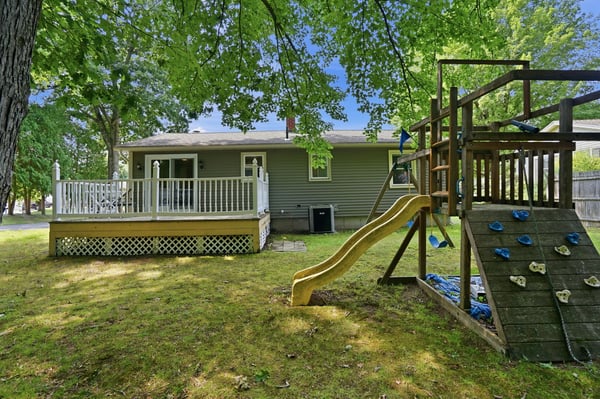 223 Garnet St, Springfield, MA