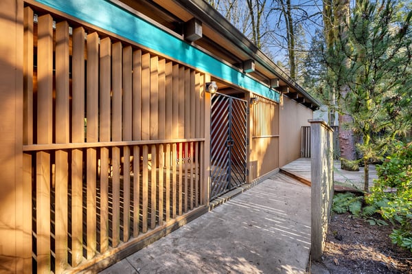 2546 SW Sherwood Drive, Portland, OR