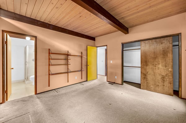 2546 SW Sherwood Drive, Portland, OR