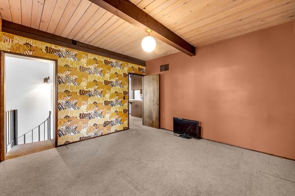 2546 SW Sherwood Drive, Portland, OR