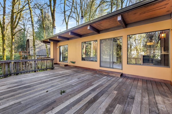 2546 SW Sherwood Drive, Portland, OR