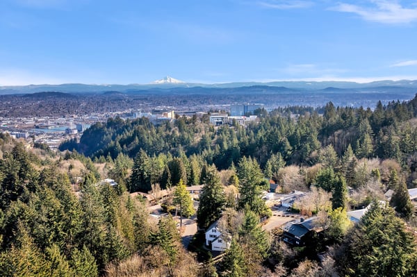 2546 SW Sherwood Drive, Portland, OR