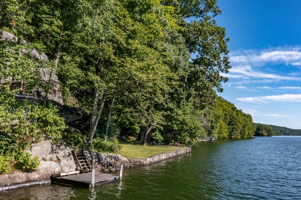 40 Sunset Dr, Sherman, CT