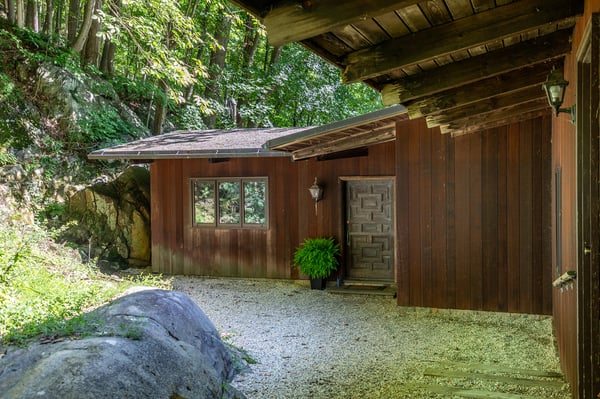 40 Sunset Dr, Sherman, CT