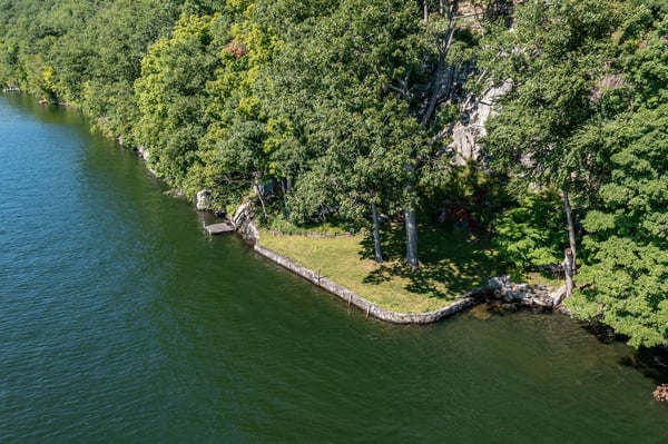 40 Sunset Dr, Sherman, CT