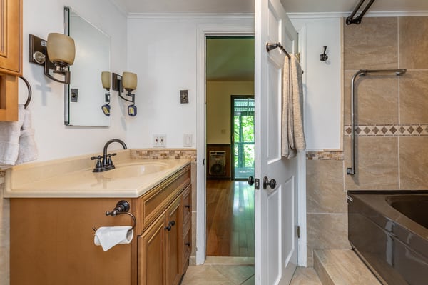 40 Sunset Dr, Sherman, CT