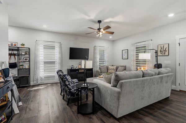 777 Beaver Point Road, Glasgow, KY