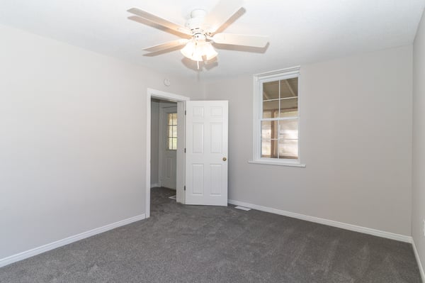 18 Susan Street W, Huntsville (Chaffey), ON