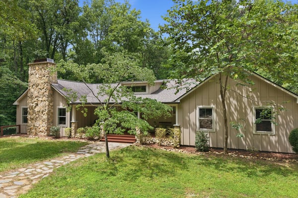 2010 Damascus Church Rd, Chapel Hill, NC