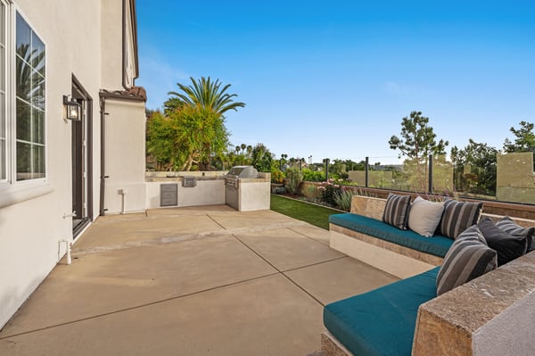 7667 Circulo Sequoia, Carlsbad, CA