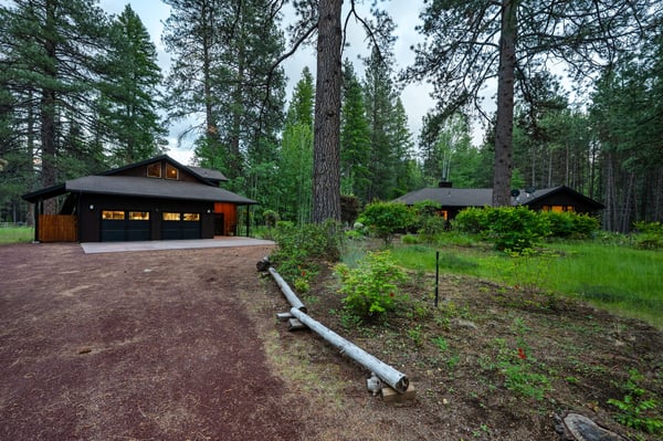 26359 SW Tamarack Lane, Camp Sherman, OR